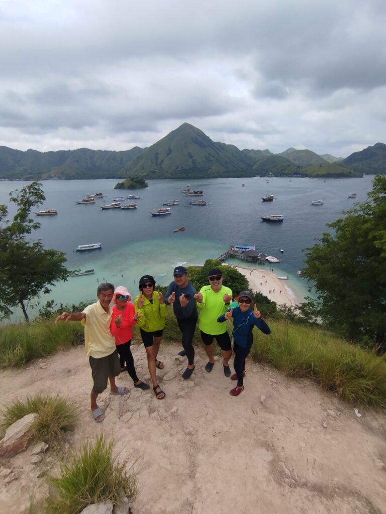 Komodo Shared Tour 2D 1N